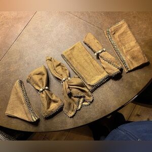 One Set of Six (6) Dinner Napkins, Weaved Cotton/Poly w/Gold Beaded Edges